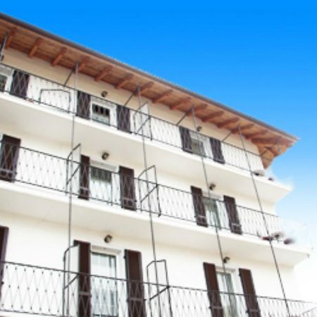 Guesthouse Giulietta E Romeo Cossogno Exterior foto